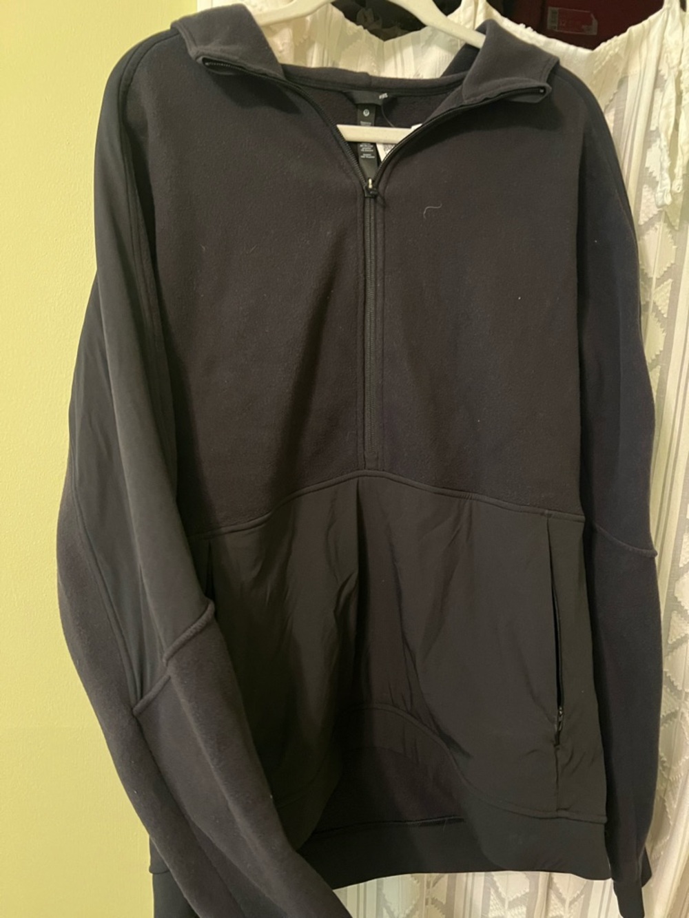 Lululemon Half-Zip Pullover Sweatshirt - Black